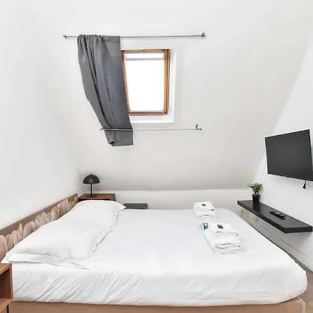 Apartment Spontini Victor Hugo Cosy Studio